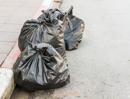 Pricing and services for flat clearance in Spitalfields